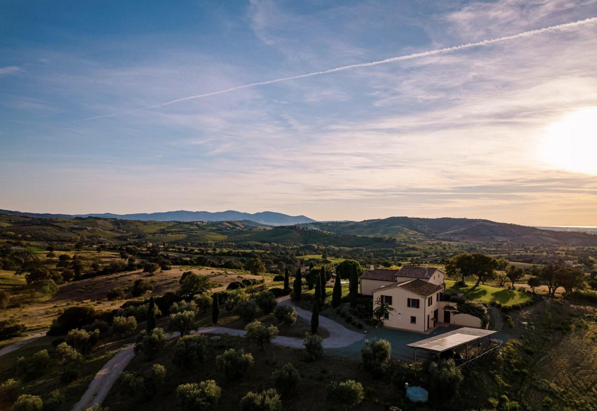 Poggio Tamantino, Villa Con Piscina In Maremma Poggio Cavallo Экстерьер фото